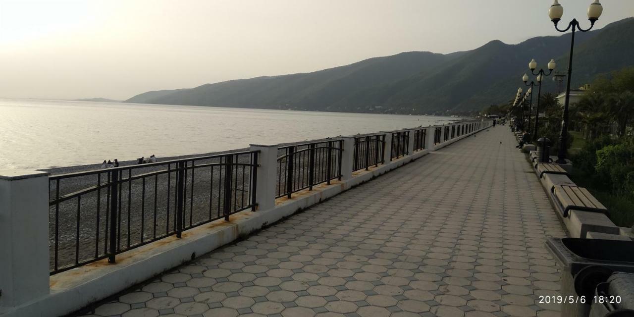 Уютная Комната Gagra Eksteriør billede